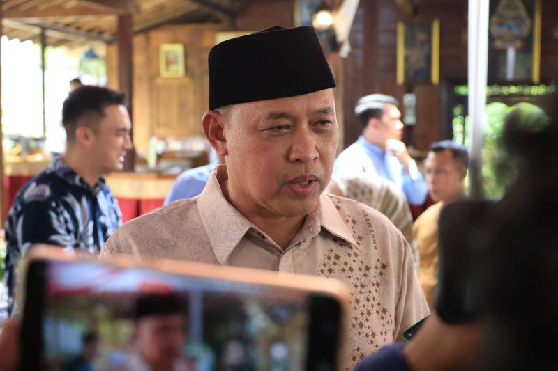 Wali Kota Bekasi Tri Adhianto