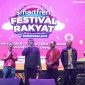 SMARTFREN Festival Rakyat 2026 di Alun-Alun Dadaha, Tasikmalaya, menghadirkan ribuan pengunjung, bazar UMKM lokal, serta berbagai aktivitas promosi layanan digital dari XLSMART melalui brand SMARTFREN.
