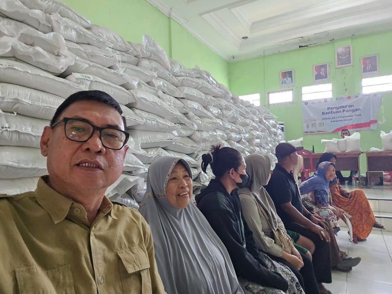 Kepala Desa Muktiwari, Bahrudin, SE, mengatakan program pemerintah pusat tersebut memberikan manfaat nyata bagi masyarakat karena mampu mengurangi beban pengeluaran rumah tangga.